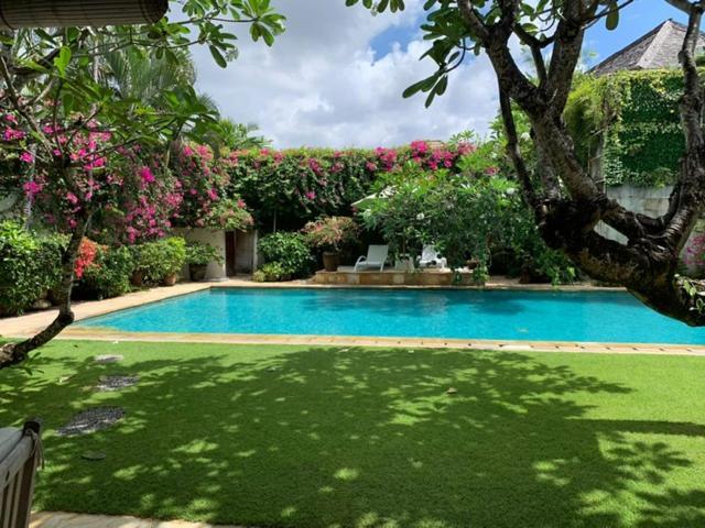Villa Kunang Seminyak  Ngoại thất bức ảnh